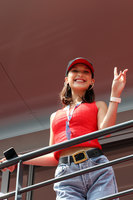 Bella Hadid t-shirt #3313426