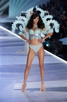 Bella Hadid longsleeve t-shirt #3635265