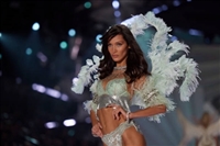 Bella Hadid t-shirt #3635433