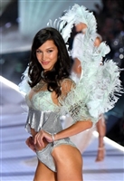 Bella Hadid Sweatshirt #3636874