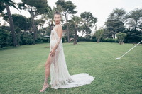 Bella Hadid Sweatshirt #3679507