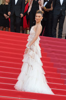 Bella Hadid t-shirt #3837950