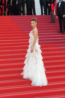 Bella Hadid Sweatshirt #3837953