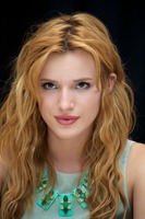 Bella Thorne Longsleeve T-shirt #2433229