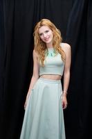 Bella Thorne Longsleeve T-shirt #2433236