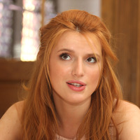 Bella Thorne mug #G804349