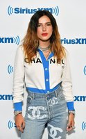 Bella Thorne Longsleeve T-shirt #3840649