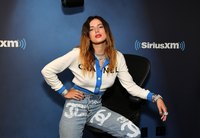 Bella Thorne Longsleeve T-shirt #3840655
