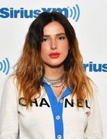 Bella Thorne mug #G2457925