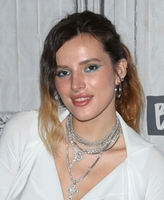 Bella Thorne mug #G2496730