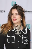 Bella Thorne mug #G2496770