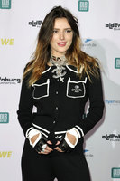 Bella Thorne Longsleeve T-shirt #3879524