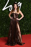 Bella Thorne Sweatshirt #3906085