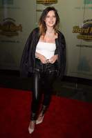 Bella Thorne Longsleeve T-shirt #3906126