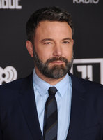 Ben Affleck Sweatshirt #2865810