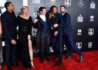 Ben Affleck Sweatshirt #2914174