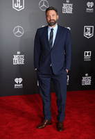 Ben Affleck Sweatshirt #2914262