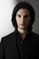 Ben Barnes longsleeve t-shirt #2196841