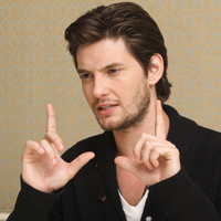 Ben Barnes longsleeve t-shirt #2224130