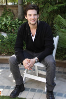 Ben Barnes Sweatshirt #2224138