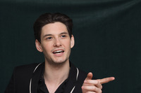 Ben Barnes Sweatshirt #2355911