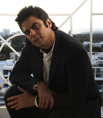 Benicio Del Toro posters