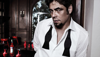 Benicio Del Toro Sweatshirt #2195380