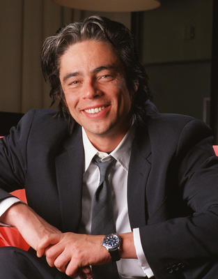 Benicio Del Toro posters