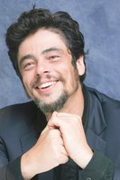 Benicio Del Toro mug #G611986