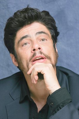 Benicio Del Toro posters