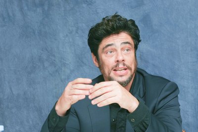 Benicio Del Toro posters