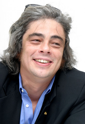 Benicio Del Toro posters