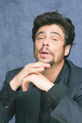 Benicio Del Toro posters