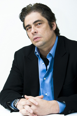Benicio Del Toro posters
