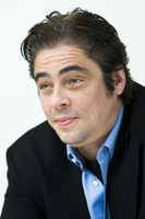 Benicio Del Toro longsleeve t-shirt #2290212