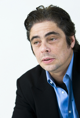 Benicio Del Toro posters