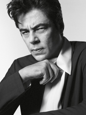 Benicio Del Toro posters