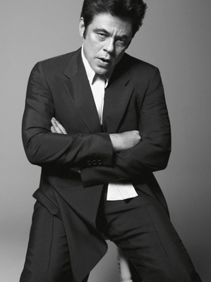 Benicio Del Toro posters