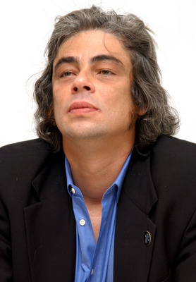 Benicio Del Toro posters