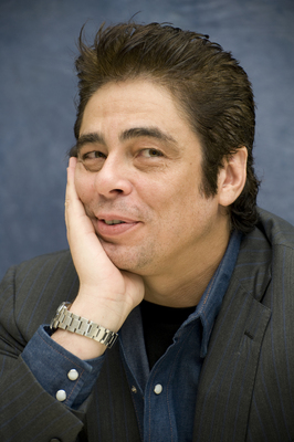 Benicio Del Toro posters