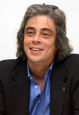 Benicio Del Toro posters