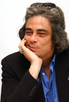 Benicio Del Toro Sweatshirt #2318403