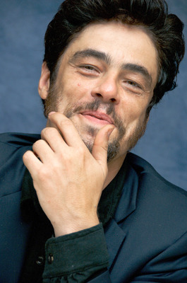 Benicio Del Toro posters