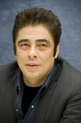 Benicio Del Toro posters