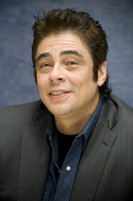 Benicio Del Toro posters