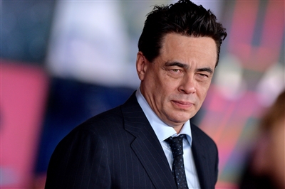 Benicio Del Toro posters