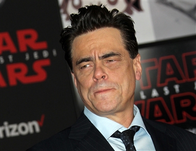 Benicio Del Toro posters