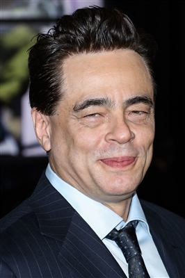 Benicio Del Toro posters