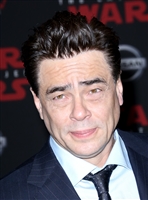 Benicio Del Toro Sweatshirt #3020179