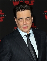 Benicio Del Toro mug #G1262286